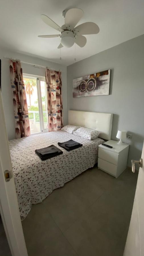 Apartamento A Estrenar En Primera Linea De Playa Torrox Exterior foto